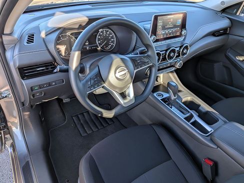Certified 2025 Nissan Sentra SV FWD image 10