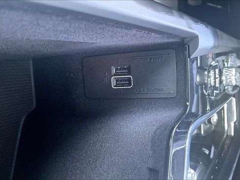 Used 2020 Volvo S60 T5 Momentum FWD image 34