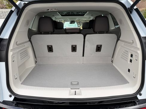 New 2026 GMC Acadia Denali w/ Super Cruise Package image 21