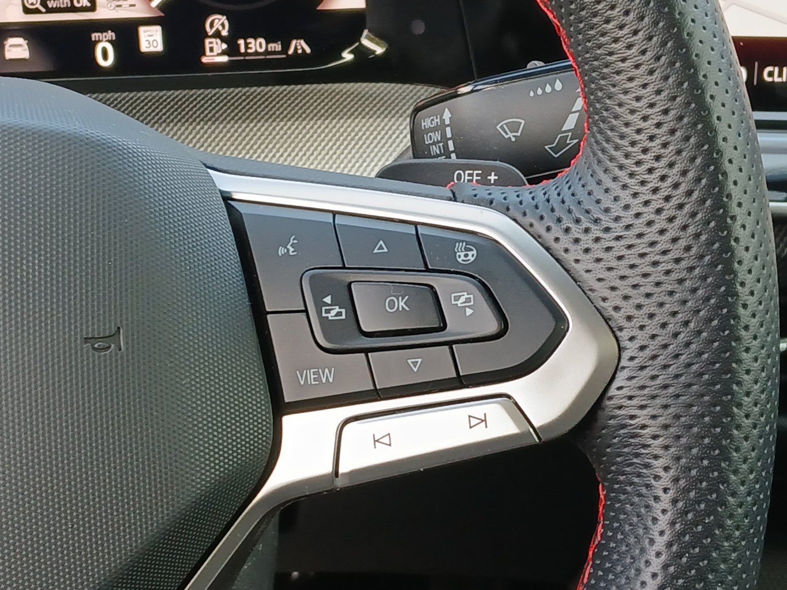 Used 2025 Volkswagen GTI SE FWD image 10