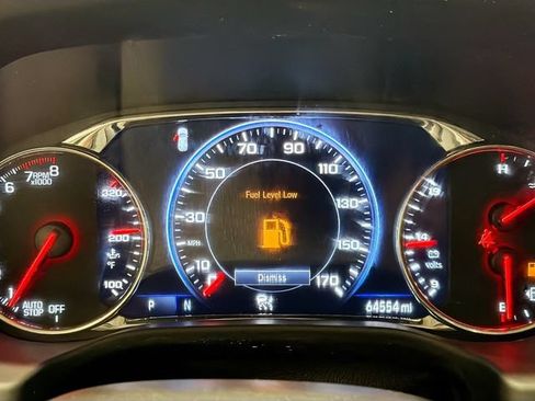 Used 2022 GMC Acadia Denali w/ Denali Ultimate Package FWD image 11