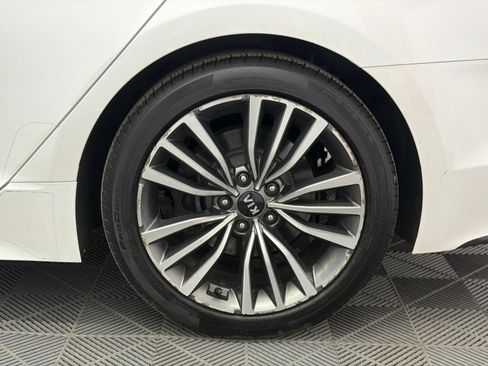 Used 2019 Kia Stinger AWD/4WD image 36
