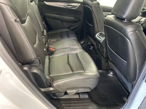 Used 2024 Cadillac XT6 Luxury w/ LPO, Floor Liner Package AWD/4WD image 16