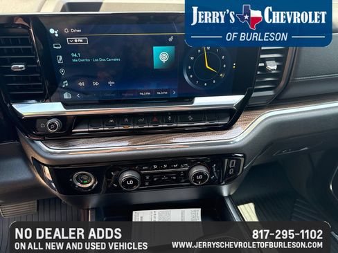 Used 2024 Chevrolet Silverado 1500 LT Trail Boss AWD/4WD image 14