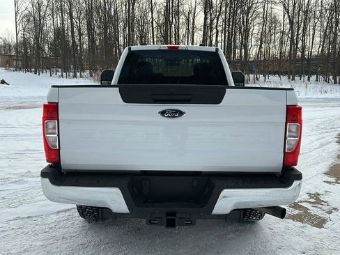 Used 2022 Ford F250 XL w/ Power Equipment Group image 10