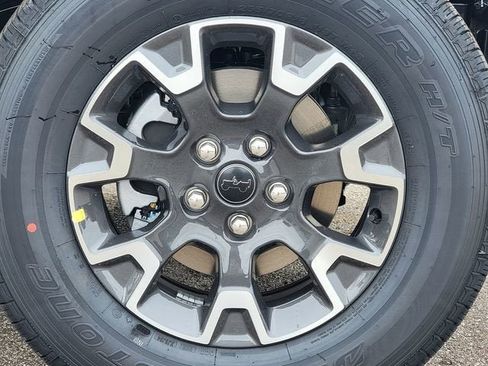 New 2026 Jeep Gladiator Sport AWD/4WD image 17