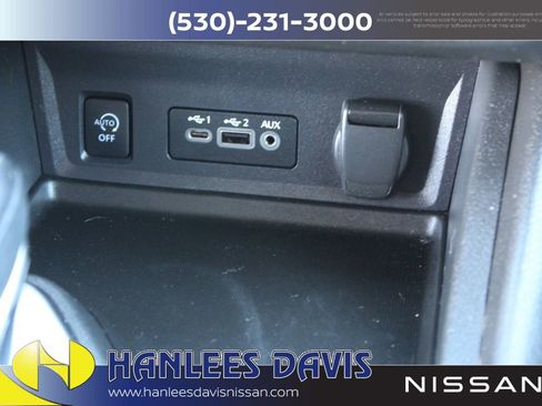 Used 2024 Nissan Sentra SR FWD image 19