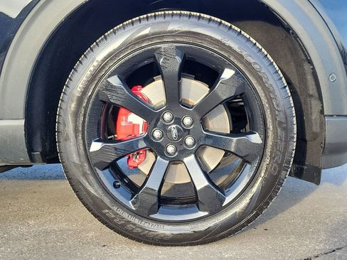 Certified 2021 Ford Explorer ST w/ Equipment Group 401A image 9