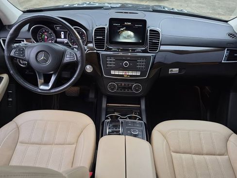 Used 2017 Mercedes-Benz GLS 450 4MATIC image 8