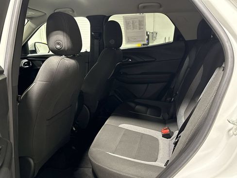 Used 2022 Chevrolet TrailBlazer LT AWD/4WD image 22