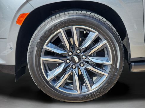 Used 2023 Cadillac Escalade Sport Platinum AWD/4WD image 39