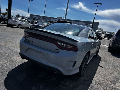 Used 2022 Dodge Charger GT w/ Blacktop Package AWD/4WD image 5