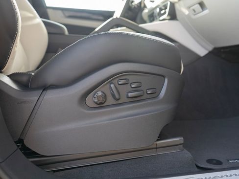 New 2026 Porsche Cayenne E-Hybrid image 33