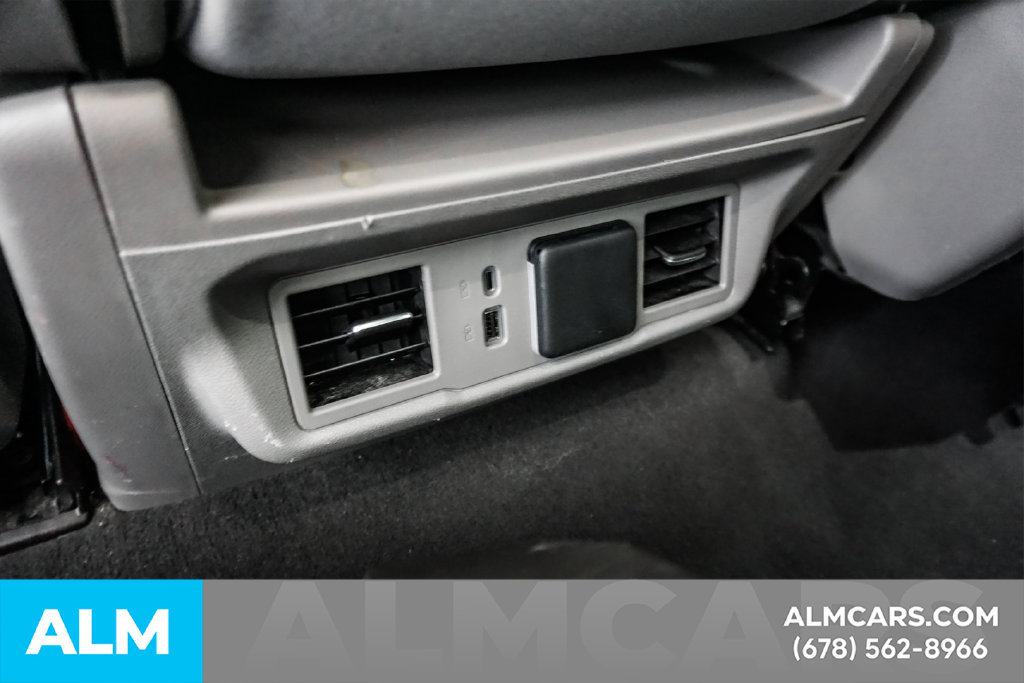 Used 2025 Chevrolet Silverado 1500 LT RWD image 57
