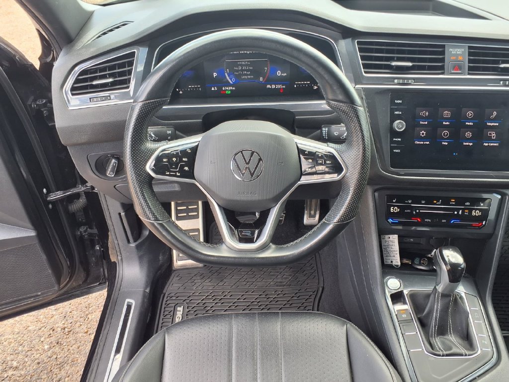 Used 2024 Volkswagen Tiguan SE R-Line FWD image 15