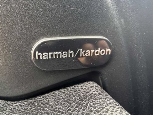 Used 2015 Chrysler 300 C w/ Harman/Kardon Audio Group RWD image 75