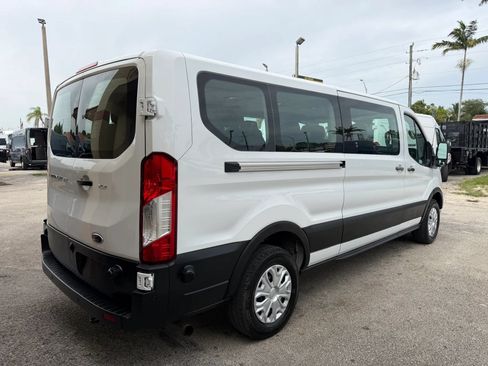 Used 2024 Ford Transit 350 XLT RWD image 7