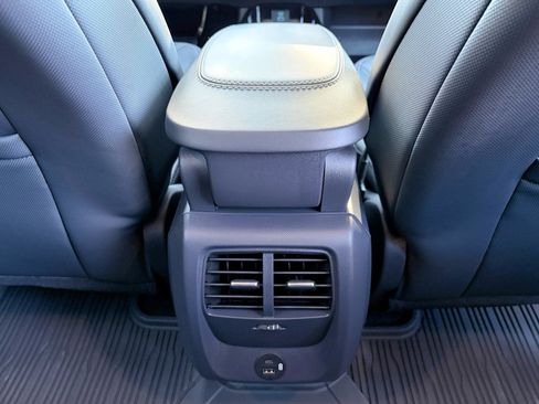 Used 2024 Ford Mustang Mach-E Premium image 21