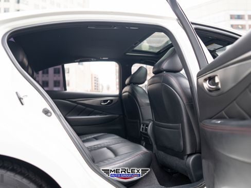 Used 2018 INFINITI Q50 Red Sport 400 w/ Sensory Package (Sport) image 19