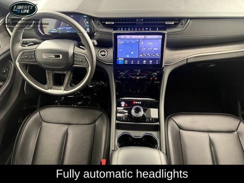 Used 2024 Jeep Grand Cherokee Limited 4xe AWD/4WD image 23