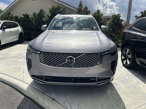New 2026 Volvo XC90 B5 Core image 2