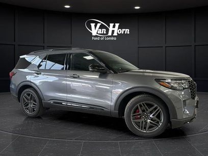 New 2026 Ford Explorer ST w/ Sun And Sound Package