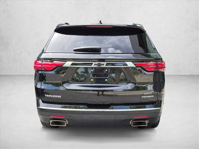 Used 2023 Chevrolet Traverse Premier FWD image 6