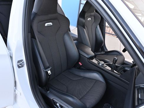 Used 2016 BMW M3 RWD image 20