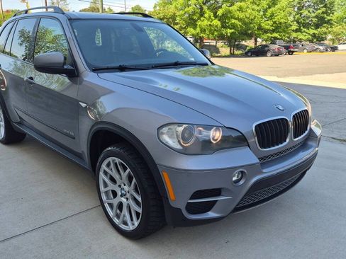 Used 2011 BMW X5 xDrive35i image 9