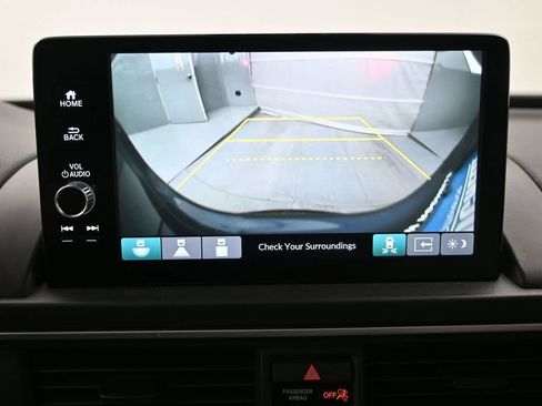 Certified 2024 Honda Pilot Touring image 13