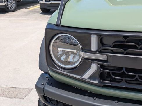 New 2025 Ford Bronco Big Bend w/ Black Diamond Package AWD/4WD image 9