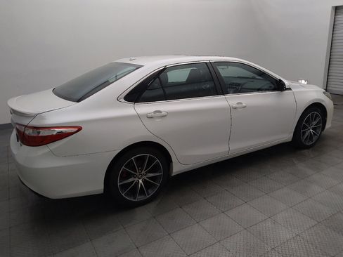 Used 2017 Toyota Camry XSE w/ Moonroof Package FWD image 10