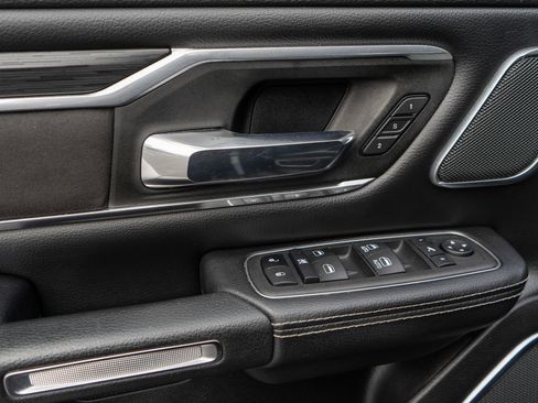 Used 2023 RAM 1500 Laramie AWD/4WD image 14