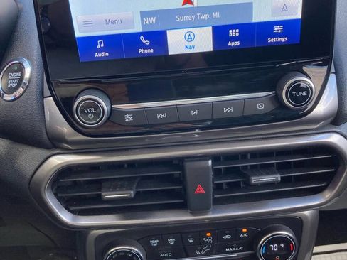 Used 2020 Ford EcoSport SE w/ SE Convenience Package image 21