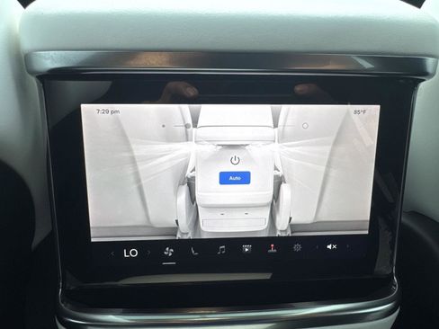 Used 2022 Tesla Model X AWD/4WD image 7