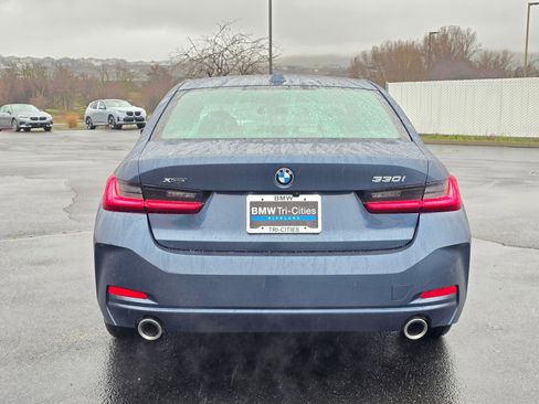 Certified 2025 BMW 330i xDrive Sedan w/ Premium Package image 5