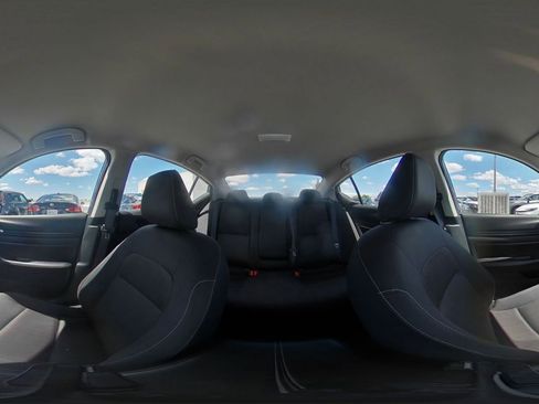 Used 2025 Nissan Altima 2.5 SV FWD image 42