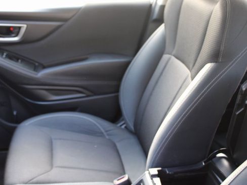 Used 2019 Subaru Forester Premium image 19