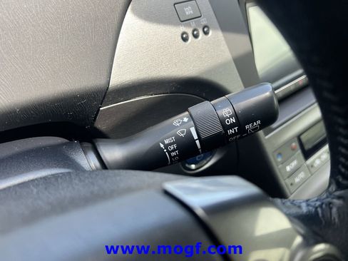 Used 2015 Toyota Prius Persona Series FWD image 15