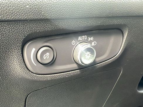 New 2026 Buick Encore GX Sport Touring image 12