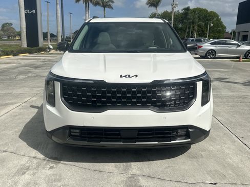 New 2026 Kia Carnival SX FWD image 3