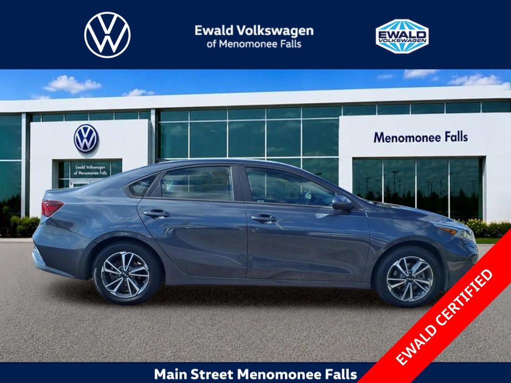 Used 2023 Kia Forte LXS FWD image 8
