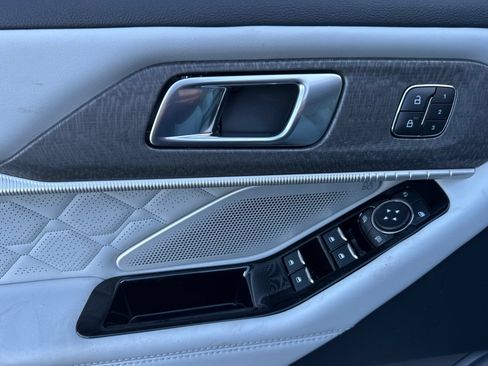New 2026 Ford Explorer Platinum w/ LUX Leather Package AWD/4WD image 12
