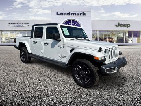 Used 2021 Jeep Gladiator Overland AWD/4WD image 20