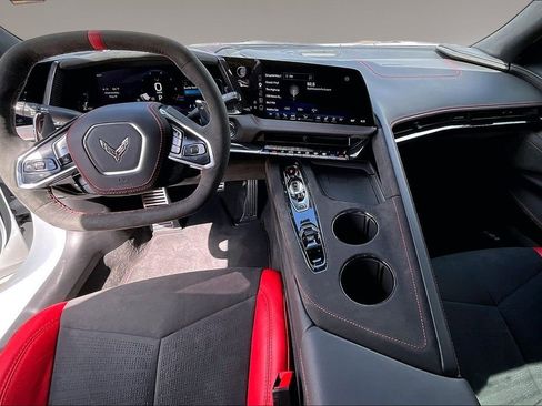 Used 2026 Chevrolet Corvette Stingray Premium Conv w/ Z51 Performance Package RWD image 14