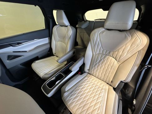 New 2026 INFINITI QX60 Autograph w/ Dark Cargo Package image 23