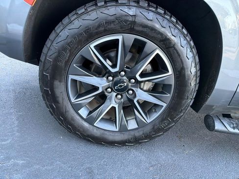 Used 2022 Chevrolet Tahoe Z71 w/ Z71 Off-Road Package image 29