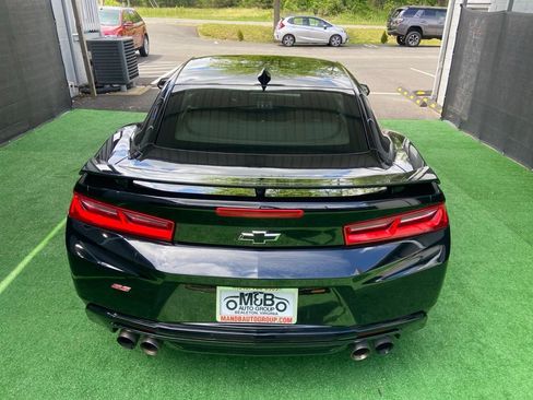 Used 2016 Chevrolet Camaro SS RWD image 7