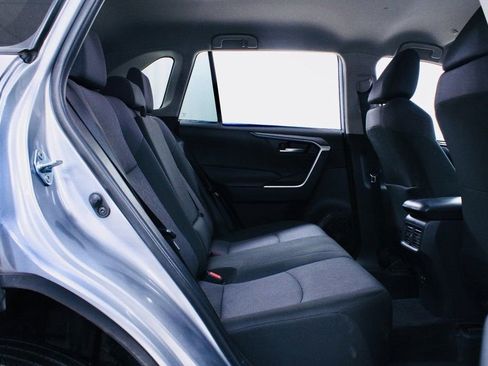 Used 2025 Toyota RAV4 XLE image 26