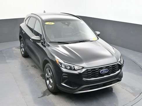 Used 2025 Ford Escape ST-Line AWD/4WD image 39